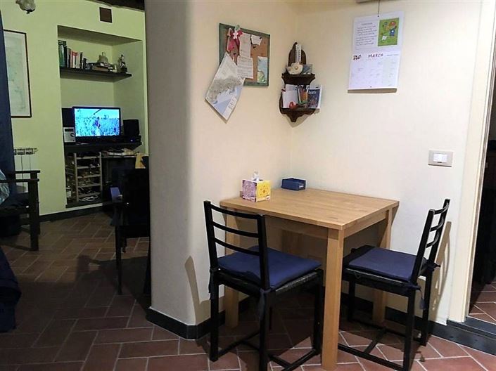 Image No.8-2 Bed House for sale