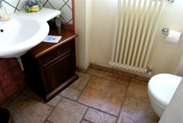 Image No.20-4 Bed House for sale