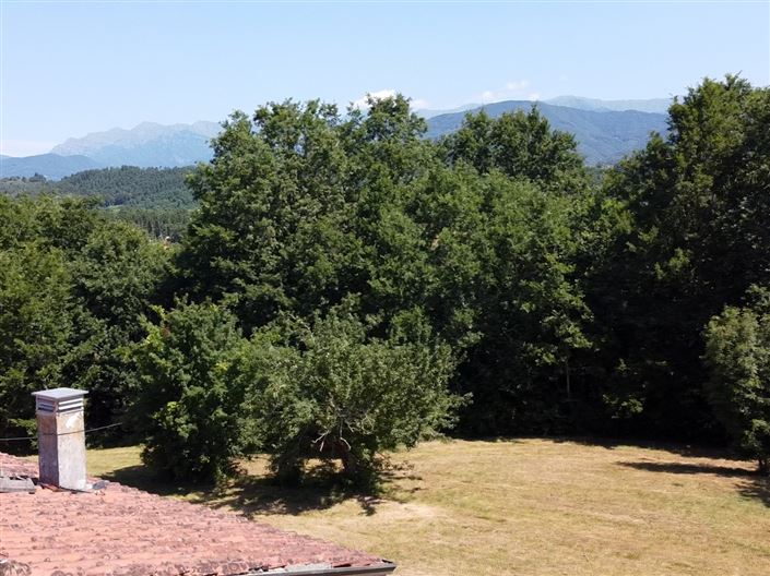 Image No.10-3 Bed House for sale