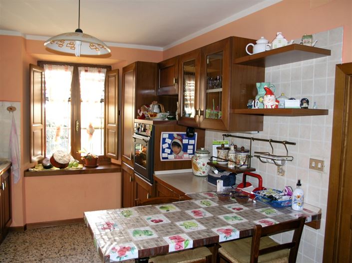 Image No.18-7 Bed Country House for sale