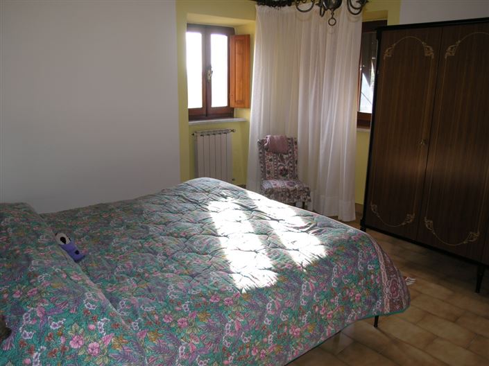 Image No.25-7 Bed Country House for sale