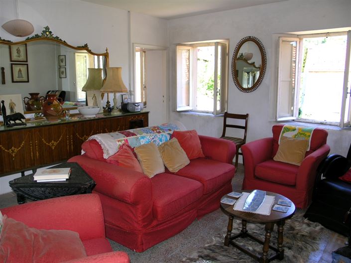 Image No.12-3 Bed House for sale