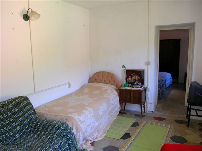 Image No.17-3 Bed House for sale