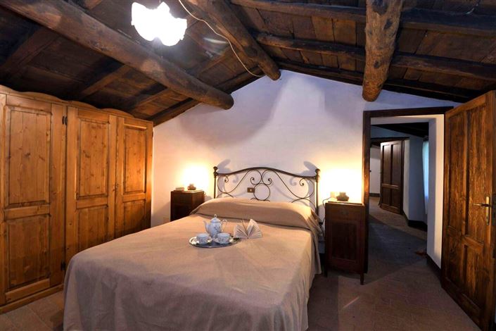 Image No.27-5 Bed Country House for sale