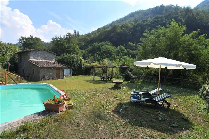 Image No.33-5 Bed Country House for sale