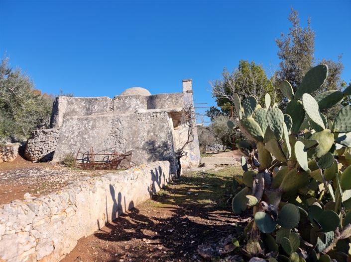 Image No.23-2 Bed Country House for sale