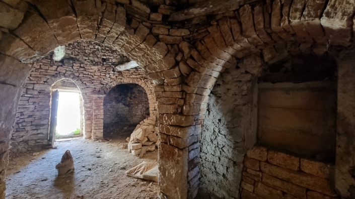 Image No.13-12 Bed Country House for sale