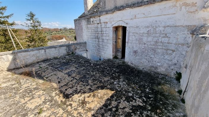 Image No.21-2 Bed Country House for sale