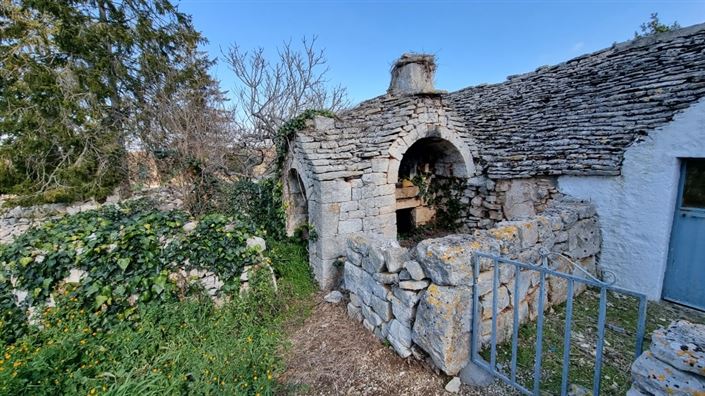 Image No.30-2 Bed Country House for sale