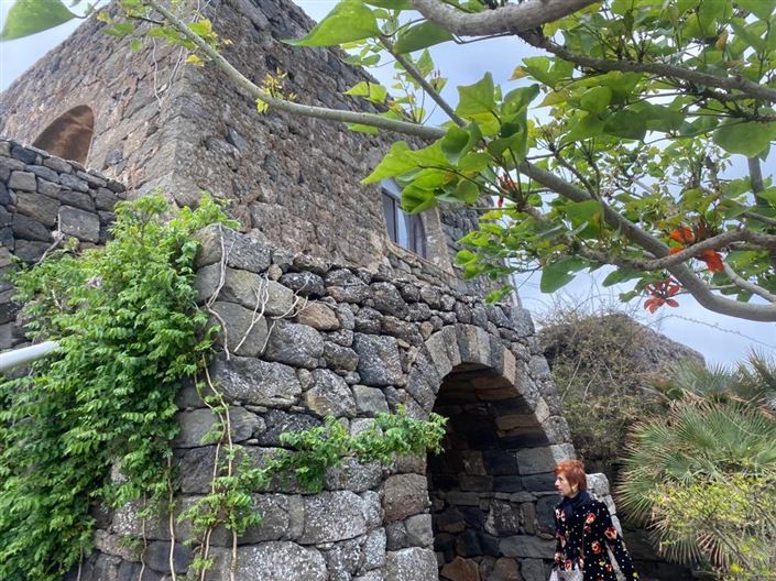 Image No.4-4 Bed House for sale