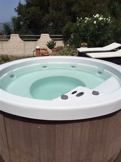 Image No.20-2 Bed House for sale