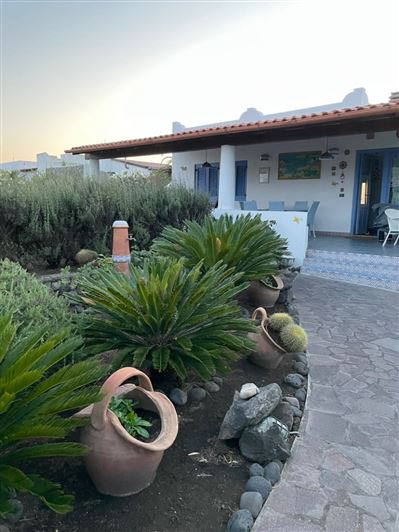 Image No.30-2 Bed House for sale