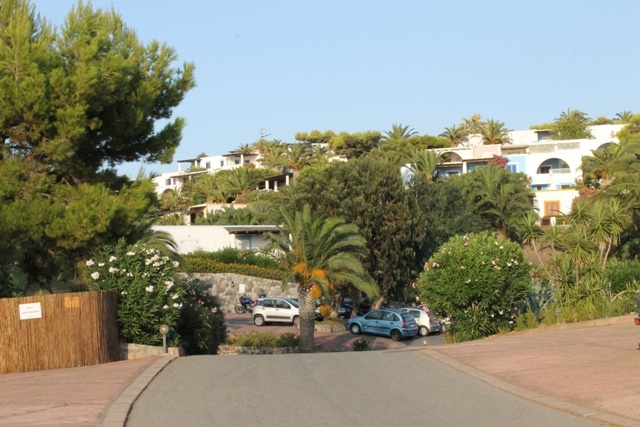 Image No.18-2 Bed House for sale