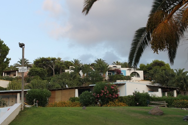 Image No.2-2 Bed House for sale