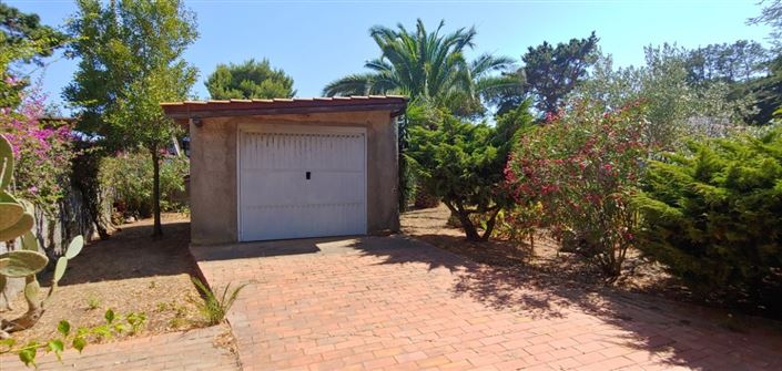 Image No.18-3 Bed House for sale