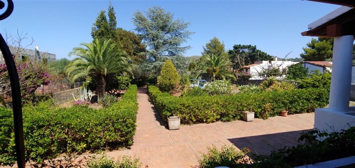 Image No.9-3 Bed House for sale