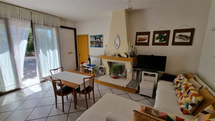 Image No.11-4 Bed House for sale