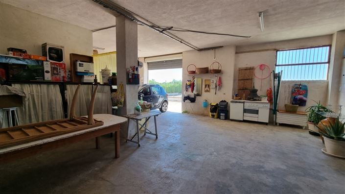 Image No.25-4 Bed House for sale