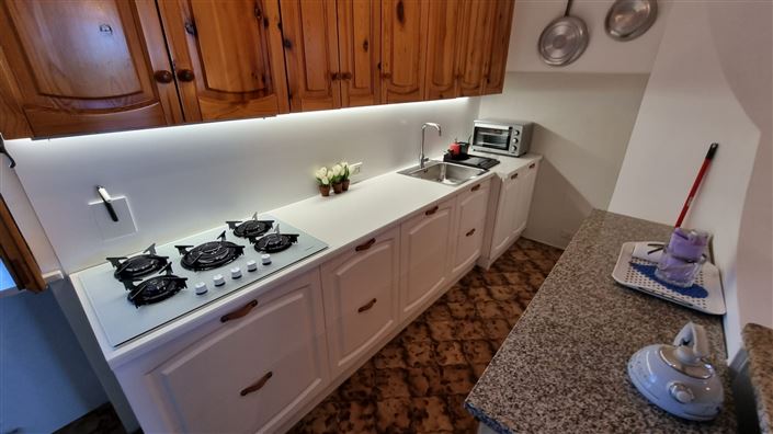 Image No.30-4 Bed House for sale