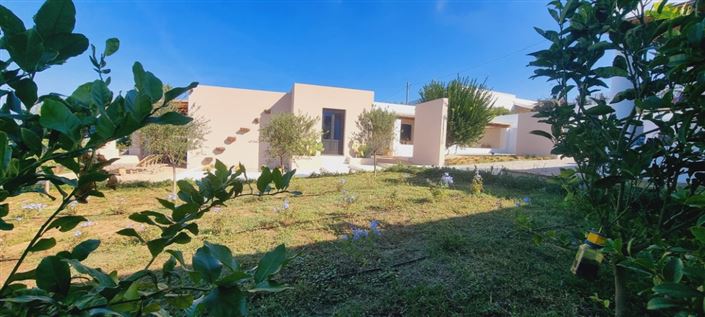 Image No.2-3 Bed House for sale