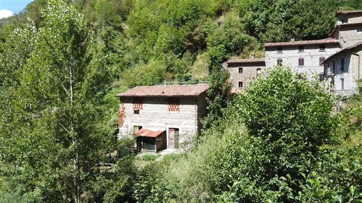 Image No.8-2 Bed House for sale