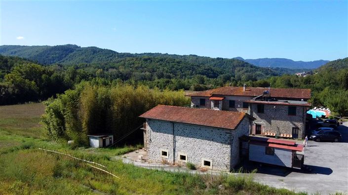 Image No.8-15 Bed Country House for sale