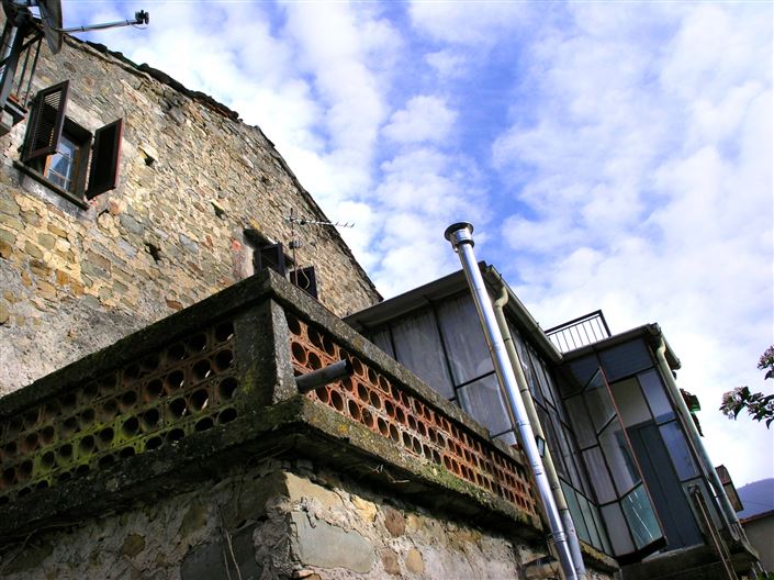 Image No.15-2 Bed House for sale