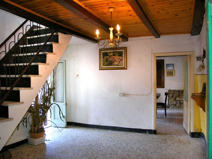 Image No.4-2 Bed House for sale