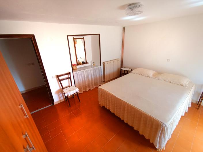 Image No.25-5 Bed Village House for sale