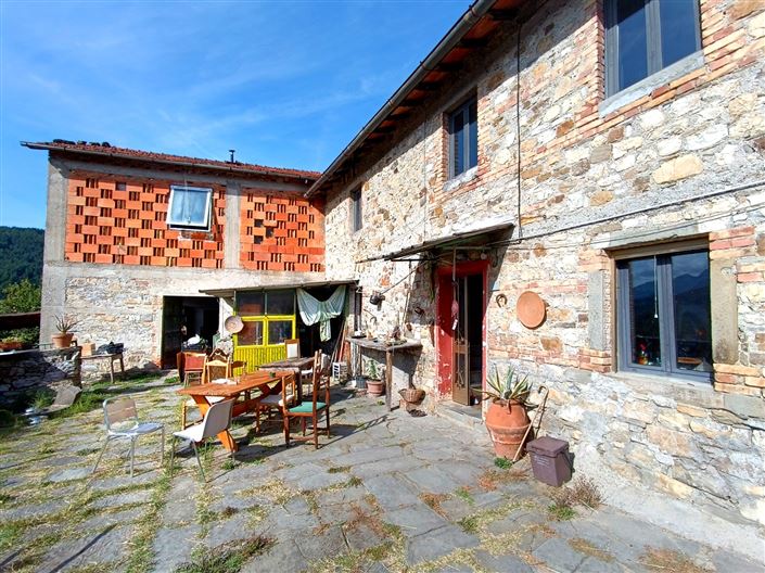 Image No.4-5 Bed Country House for sale