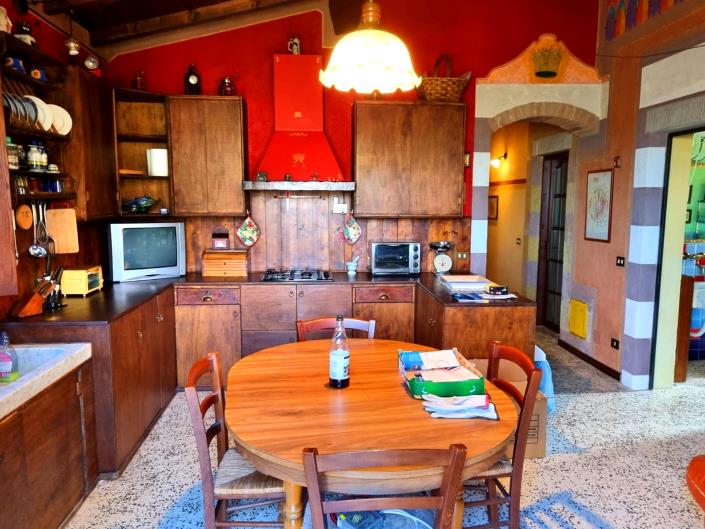 Image No.19-4 Bed Country House for sale