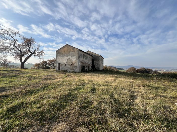 Image No.26-4 Bed House for sale