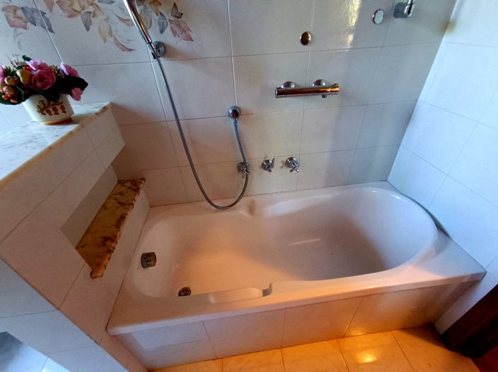 Image No.22-4 Bed House for sale