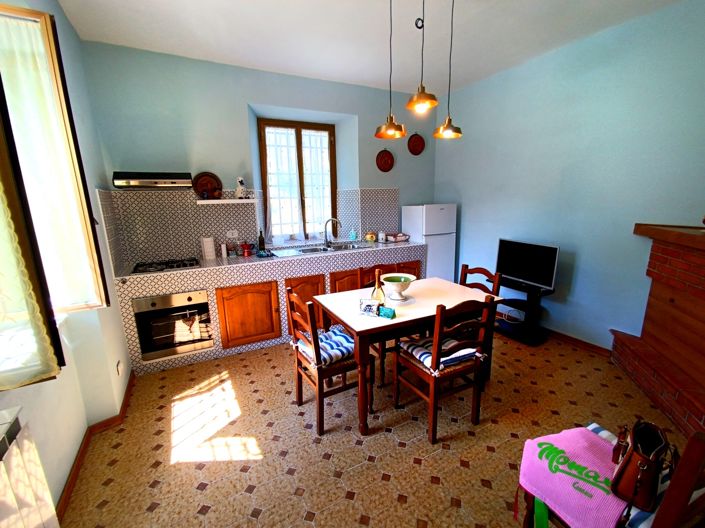 Image No.17-2 Bed House for sale