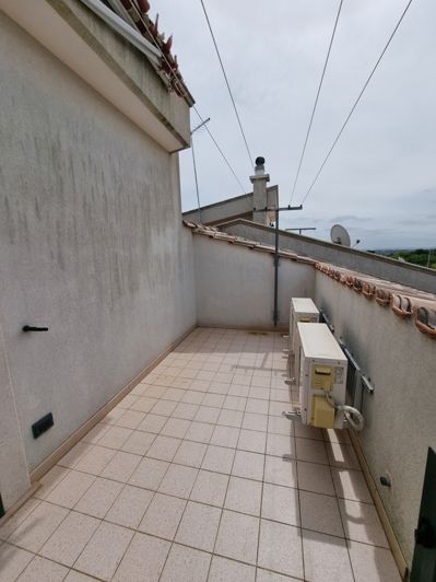 Image No.21-4 Bed House for sale