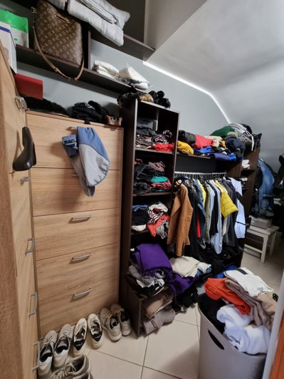 Image No.29-4 Bed House for sale