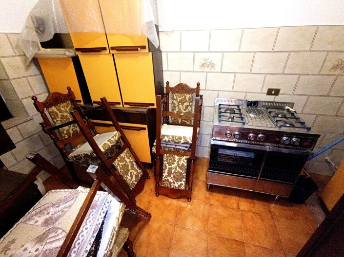 Image No.26-4 Bed House for sale