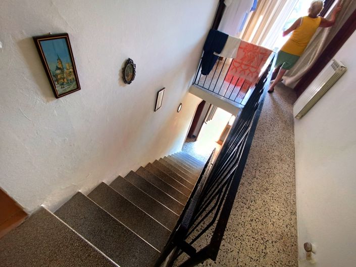 Image No.9-3 Bed House for sale