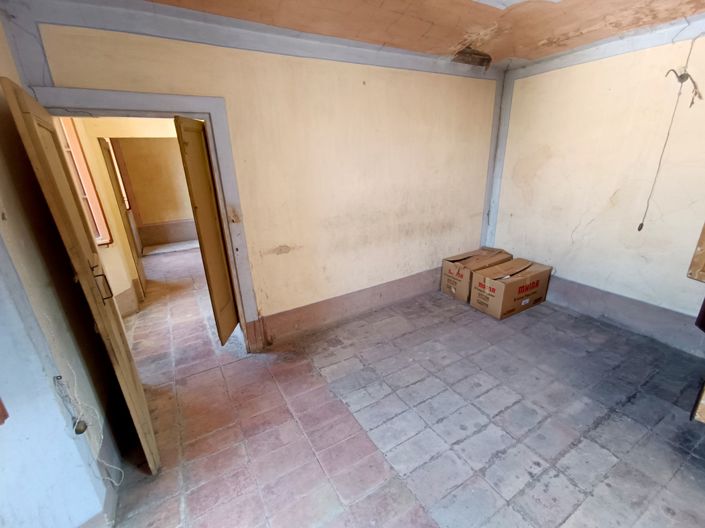 Image No.22-4 Bed House for sale