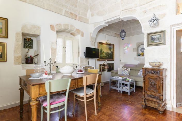 Image No.4-1 Bed House for sale