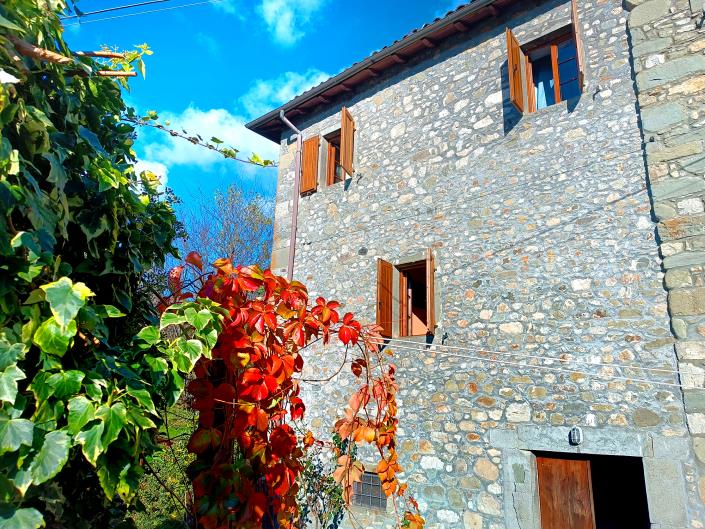 Image No.4-2 Bed House for sale