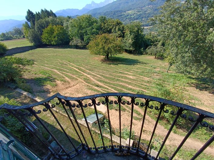 Image No.10-5 Bed House for sale