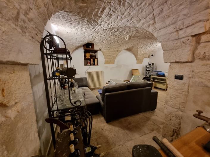 Image No.26-1 Bed House for sale