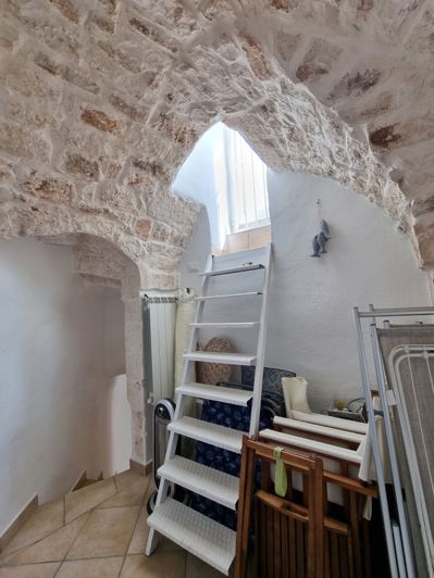 Image No.16-1 Bed House for sale