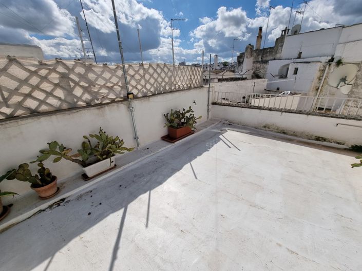 Image No.19-1 Bed House for sale