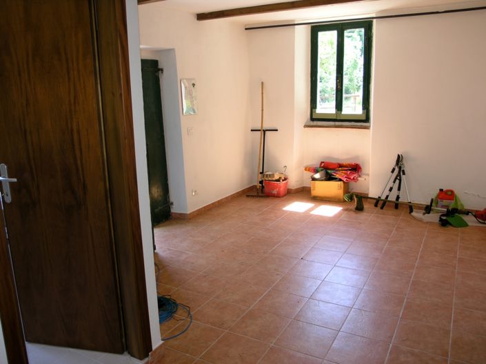 Image No.21-3 Bed House for sale