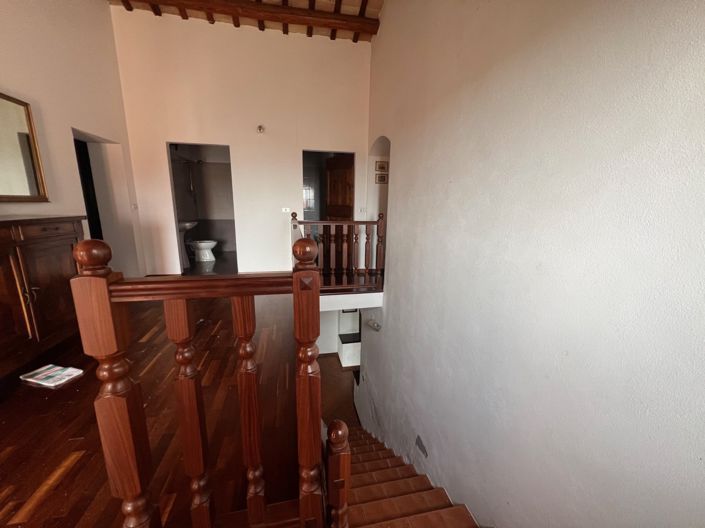 Image No.17-4 Bed House for sale