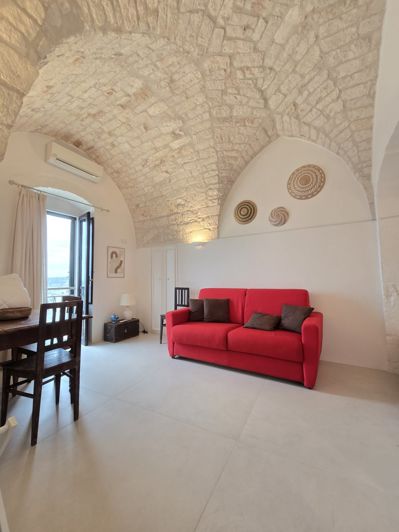 Image No.2-1 Bed House for sale