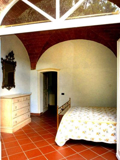 Image No.18-4 Bed House for sale