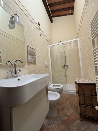 Image No.21-2 Bed Apartment for sale